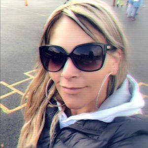 Meet your Posher, Jane